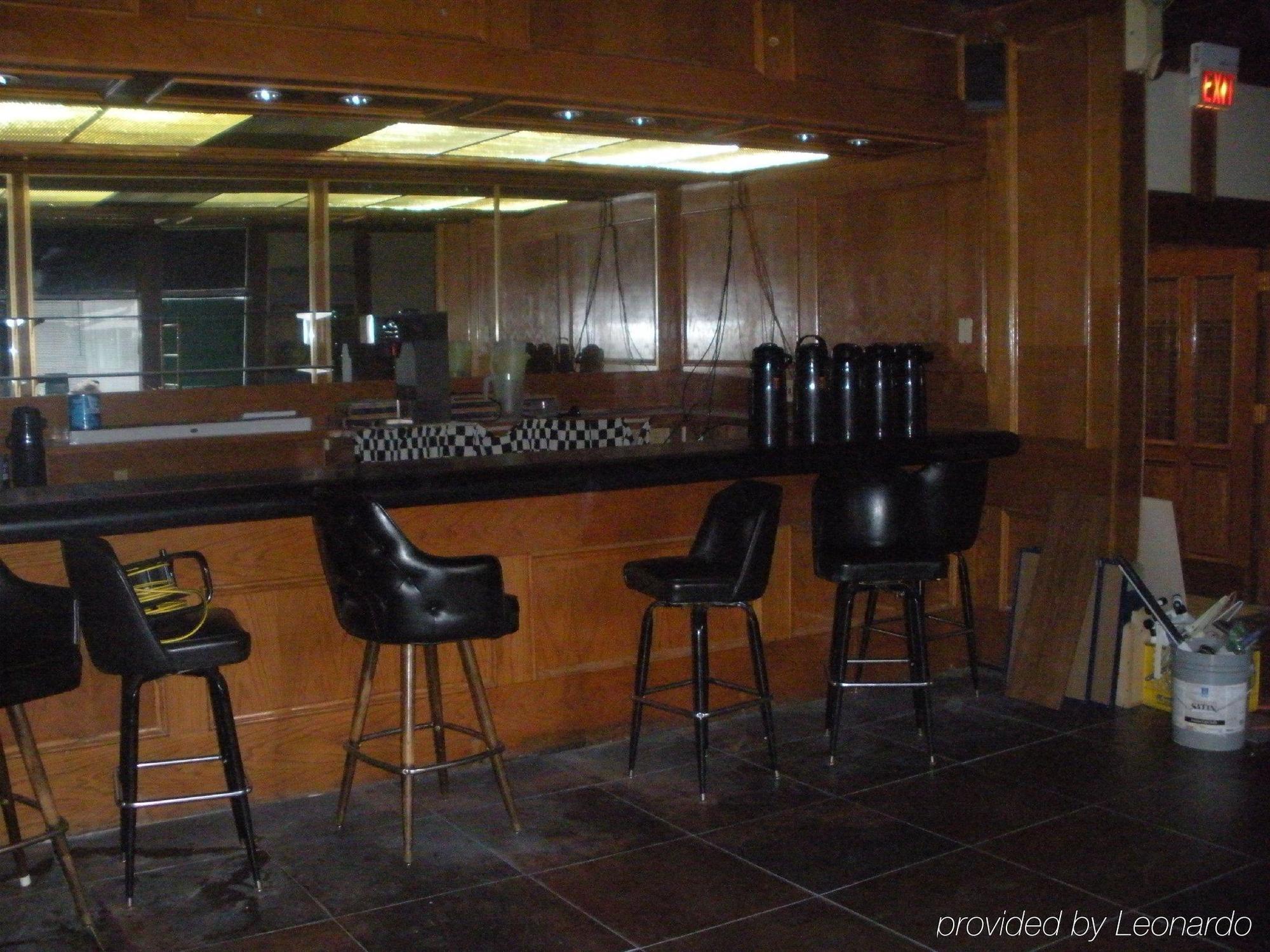 Regency Inn And Conference Center Clinton Restaurante foto